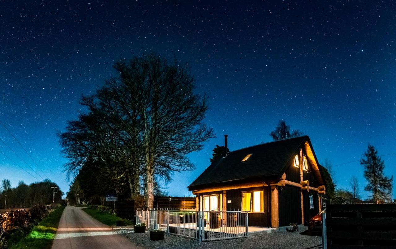 Rowanlea Lodge With Hot Tub Marykirk Eksteriør bilde